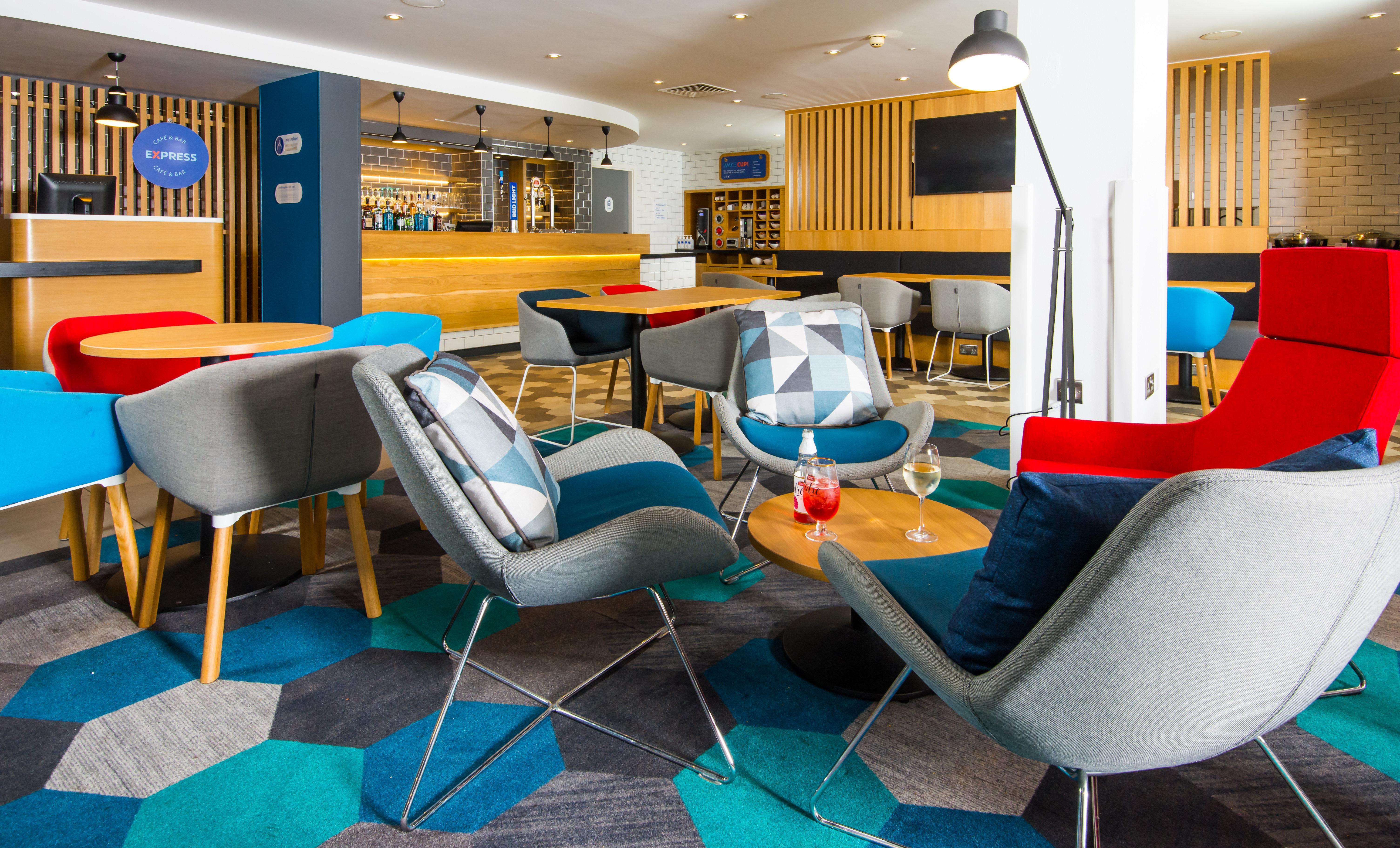 Express London-hammersmith By Ihg Отель 3*